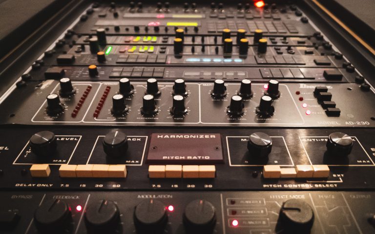 studio_1_controlroom_11