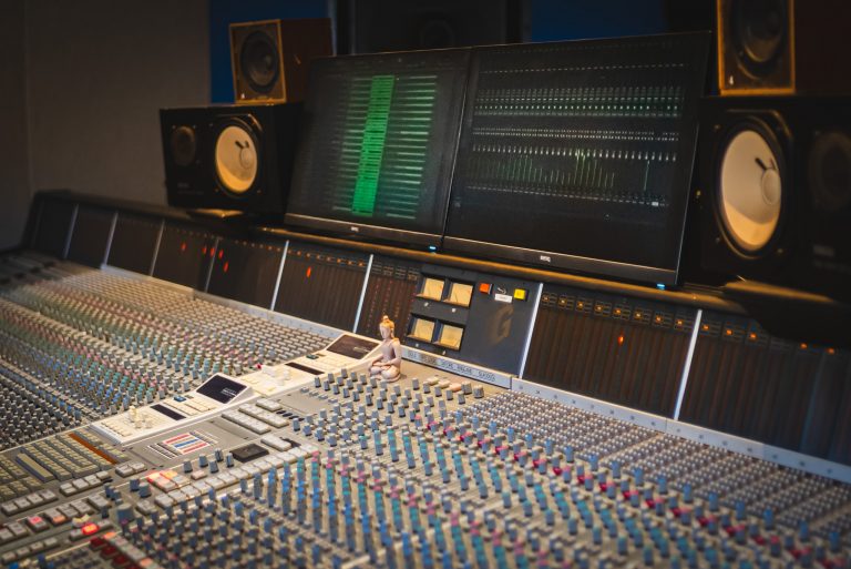 Control room studio 3_18