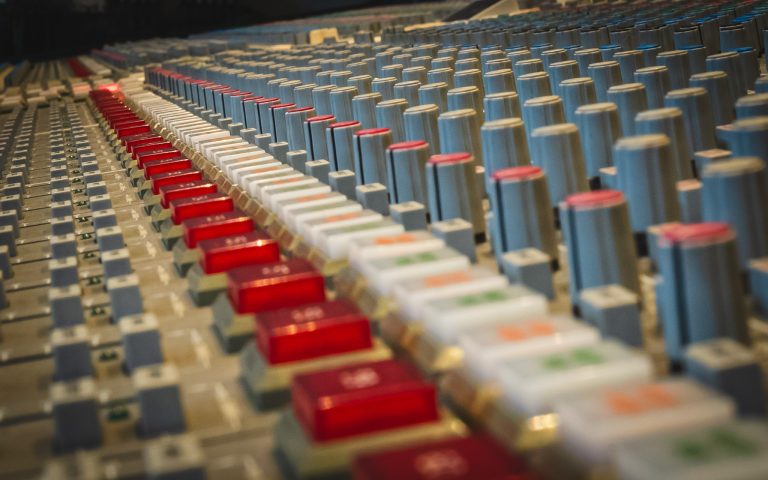 Control room studio 3_17